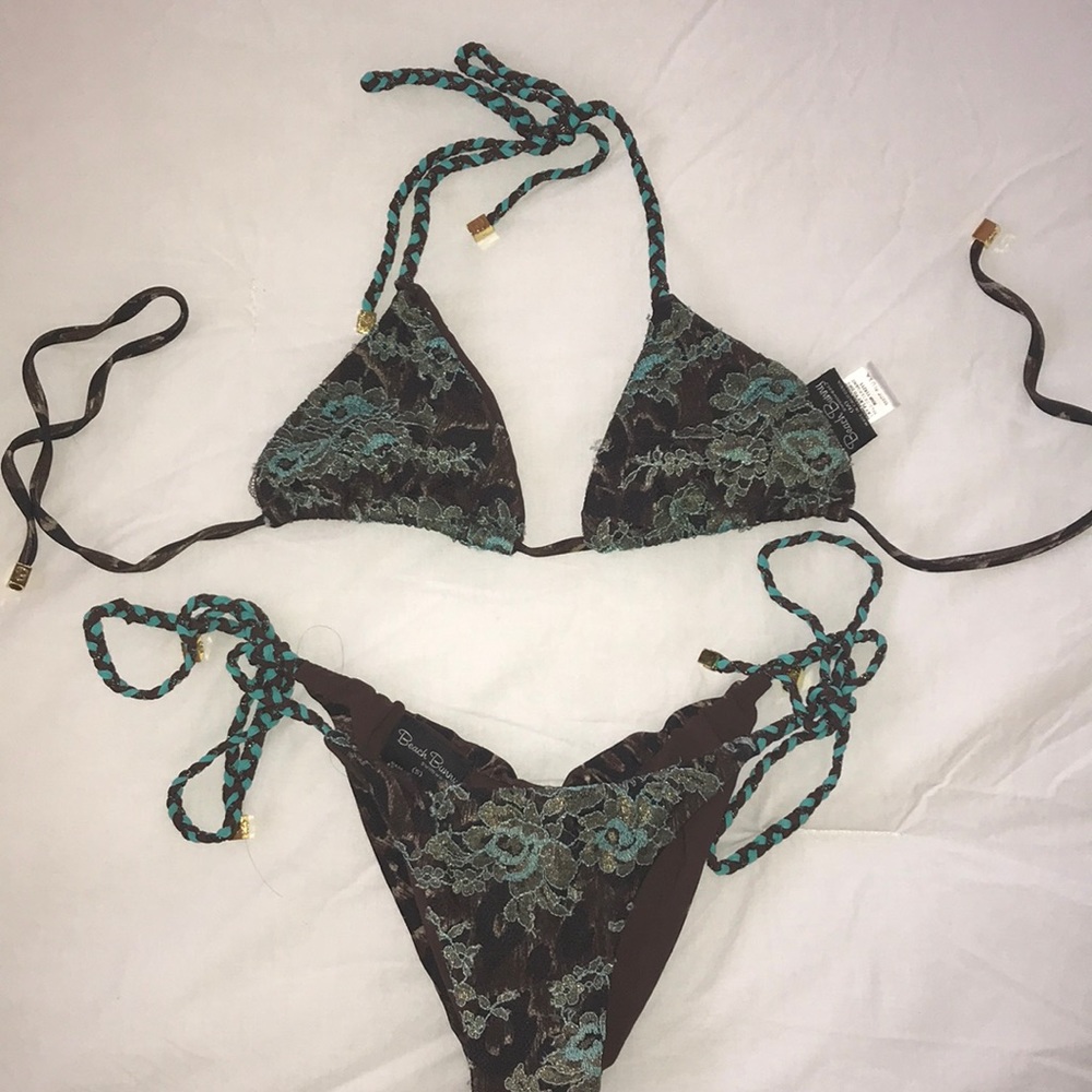 BEACH BUNNY swimsuit